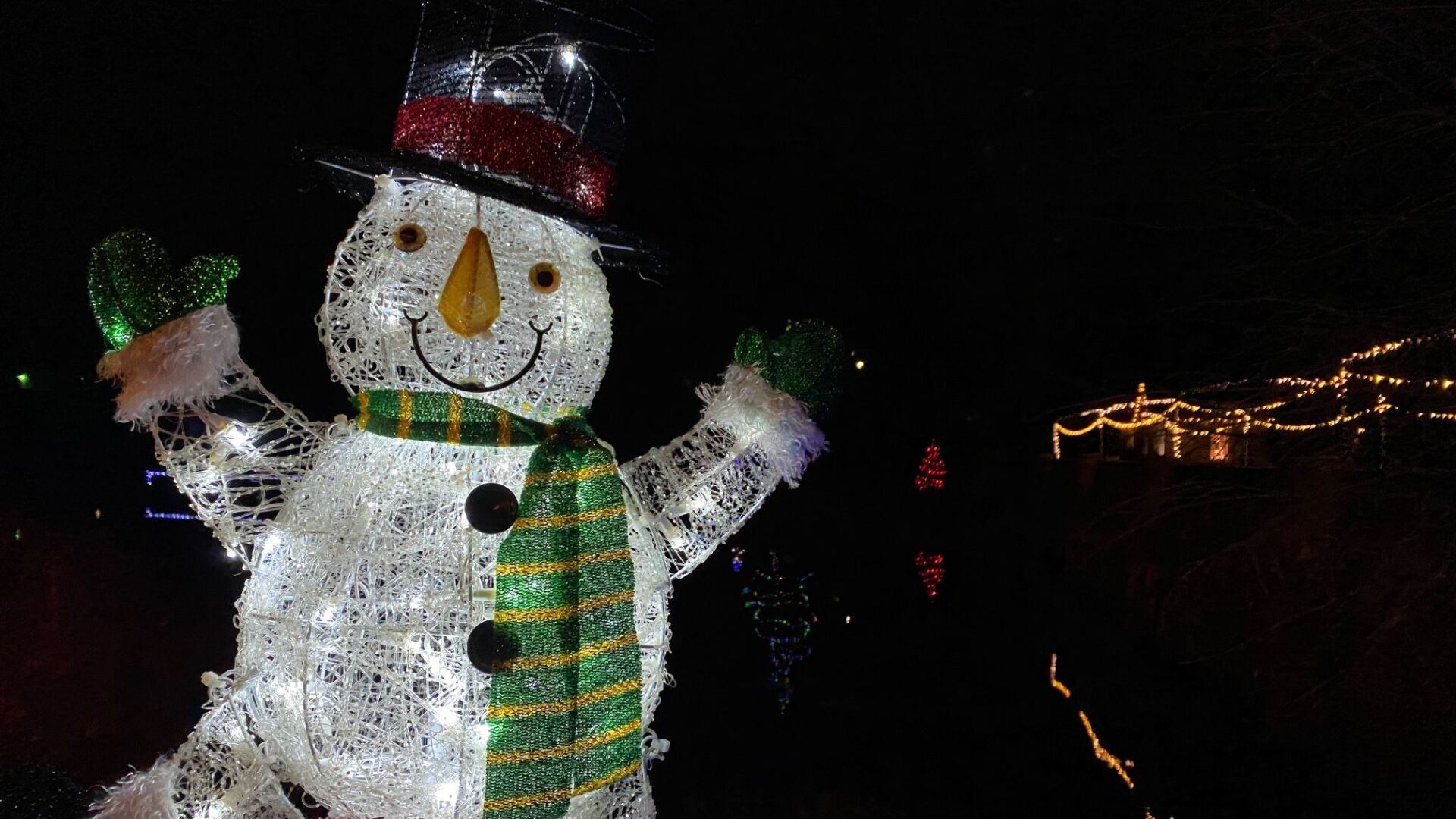 Christmas lights at Gring's Mill